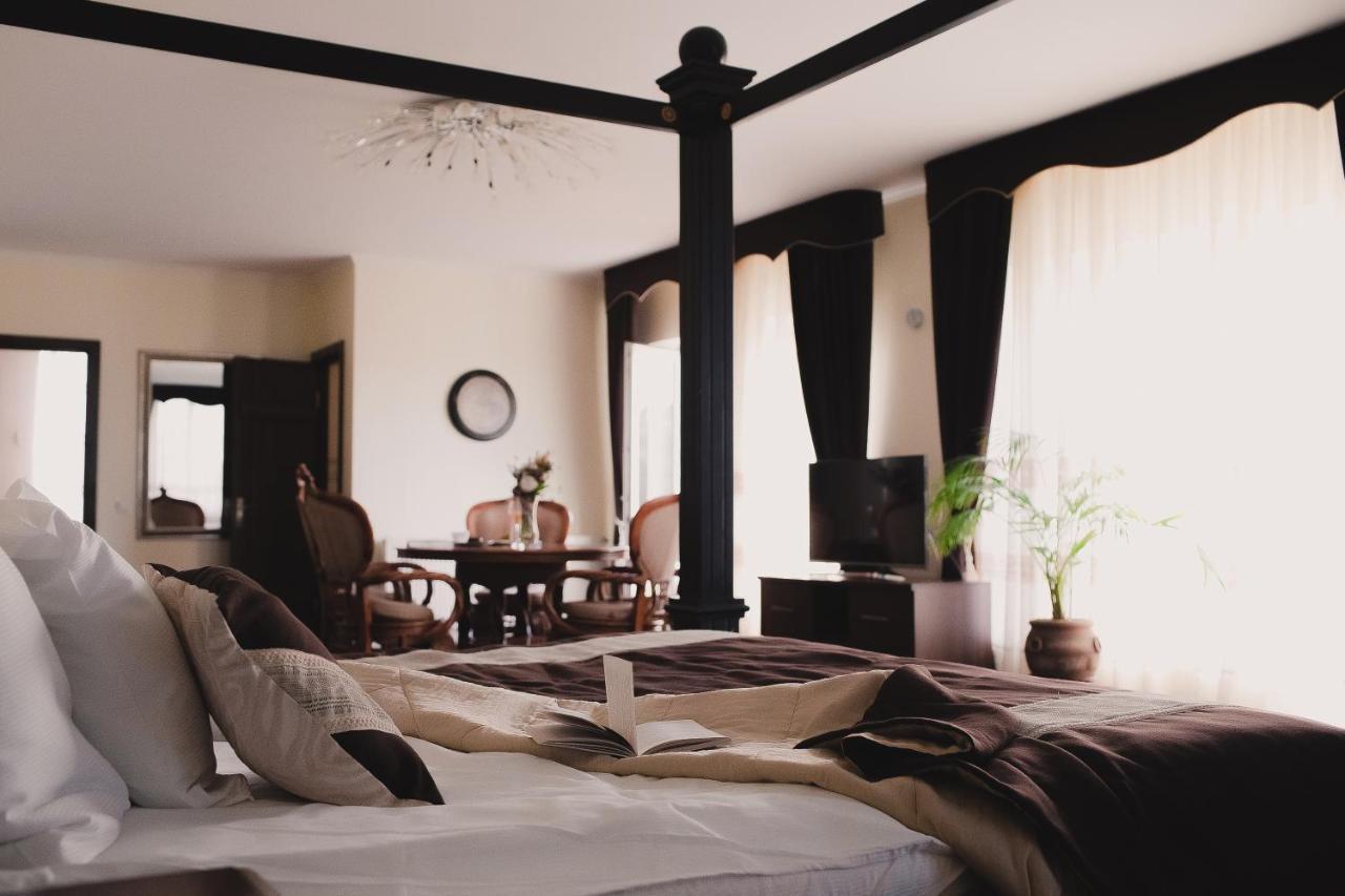 Aivengo Hotel Kolodenka Exteriér fotografie