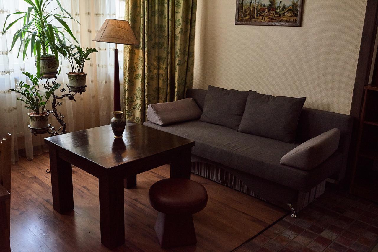 Aivengo Hotel Kolodenka Exteriér fotografie