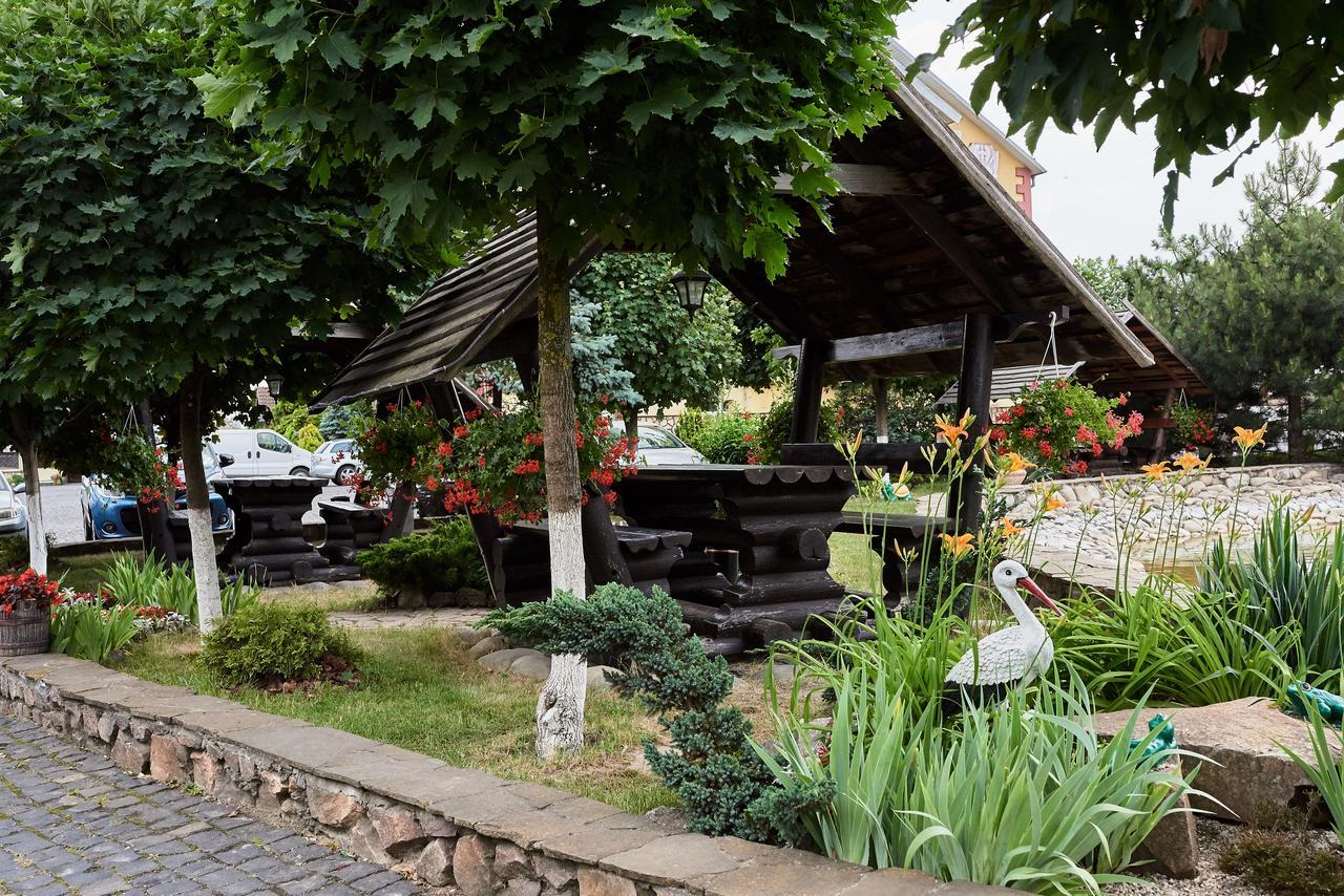 Aivengo Hotel Kolodenka Exteriér fotografie